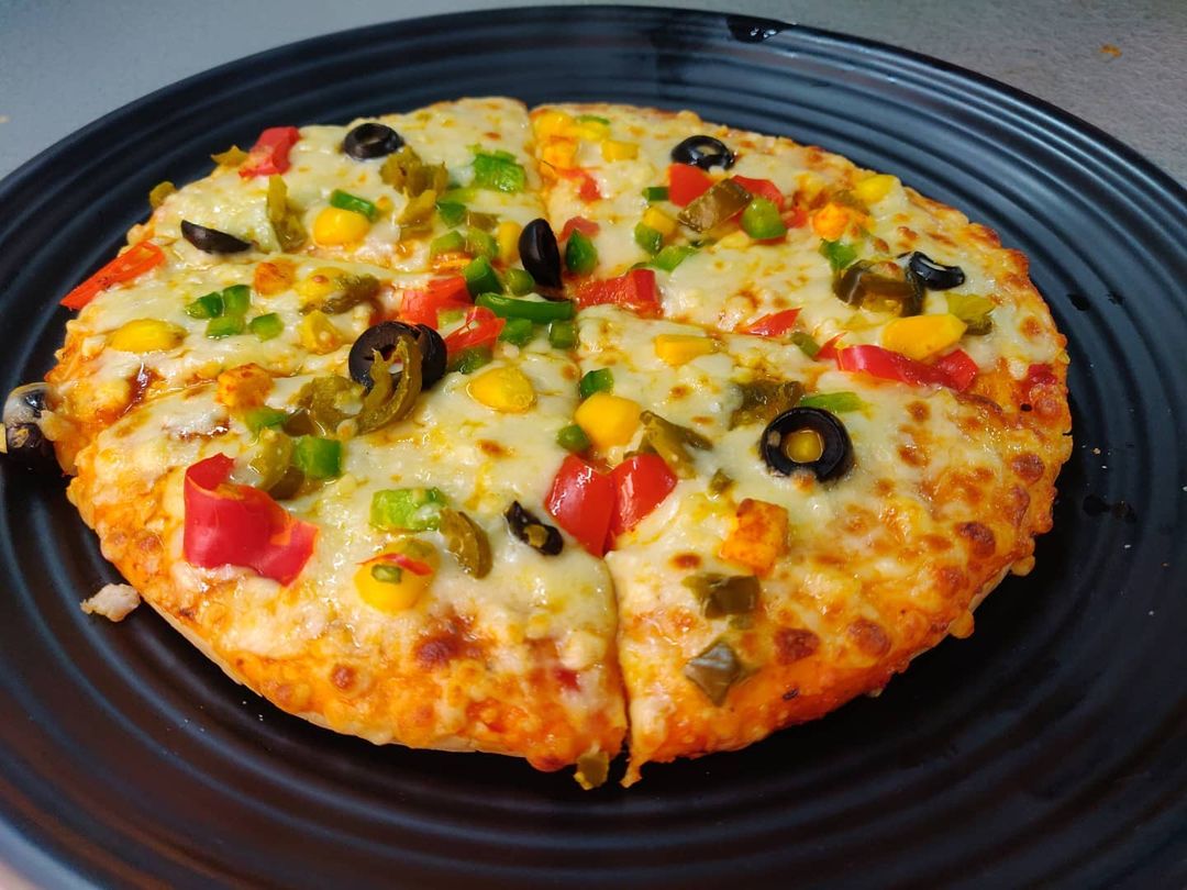 Unlimited Pizza Offer Price South Bopal Ahmedabad - Real Paprika